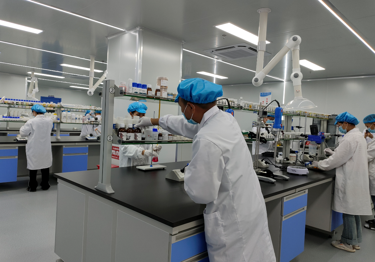 黛美雅诗加工定制一款精华套装有什么流程