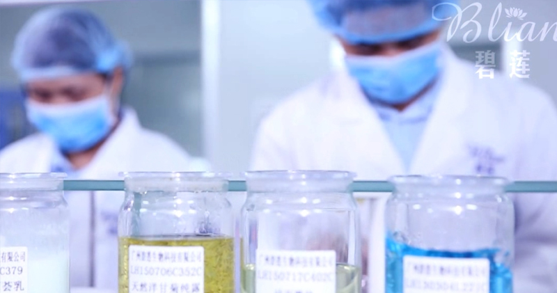 从构想至成品：与妆字号工厂携手打造定制洗面奶的可行路径